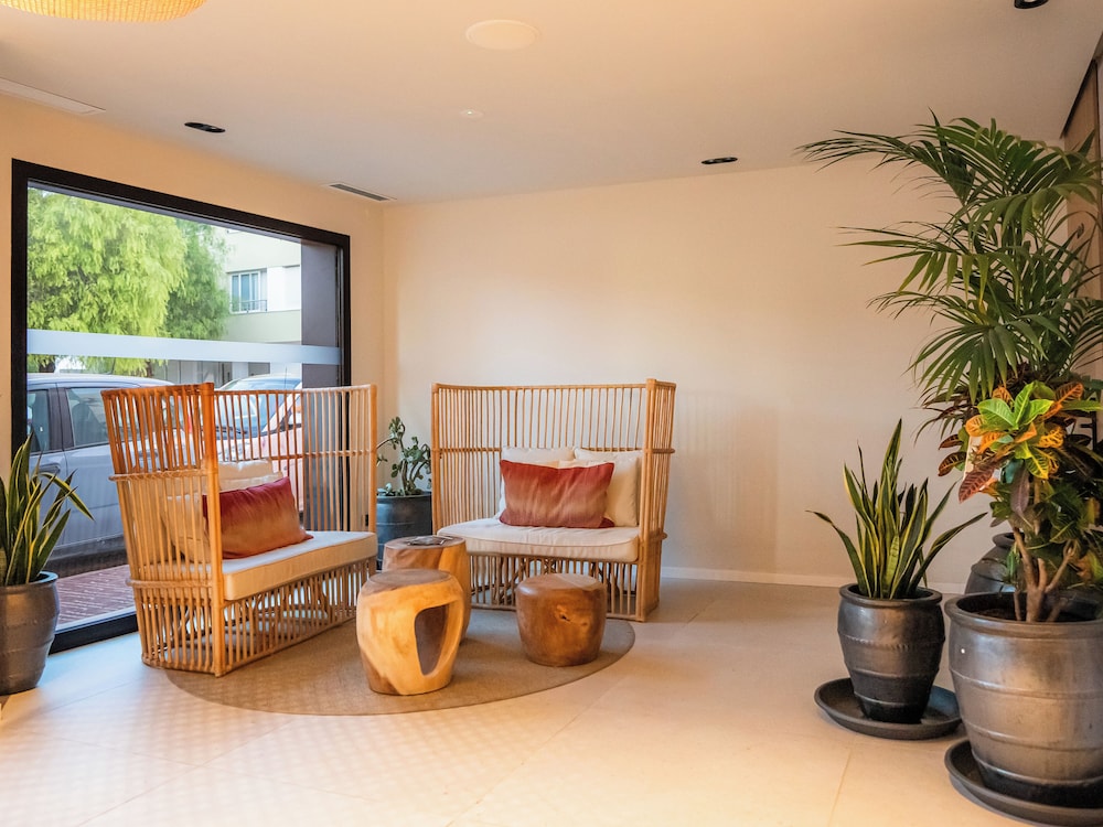 Casita Blanca Apartments - Adult Only 27/50