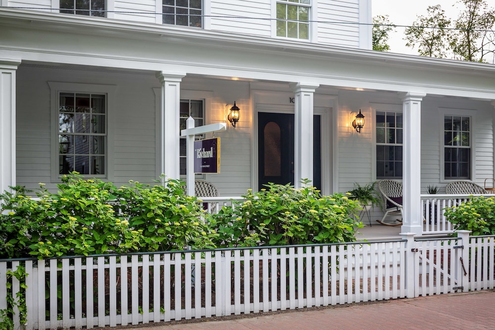 The Richard, The Edgartown Collection 3/51