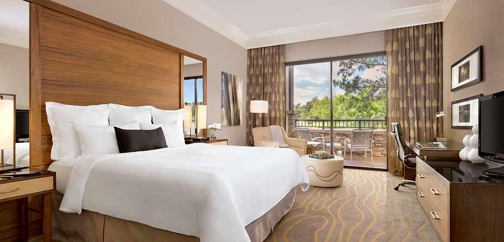 Suite, Balcony
