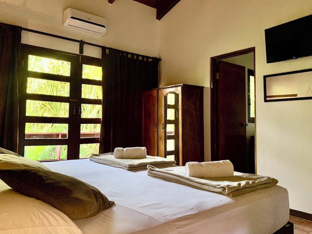 Hotel Villa Del Sol 5/50