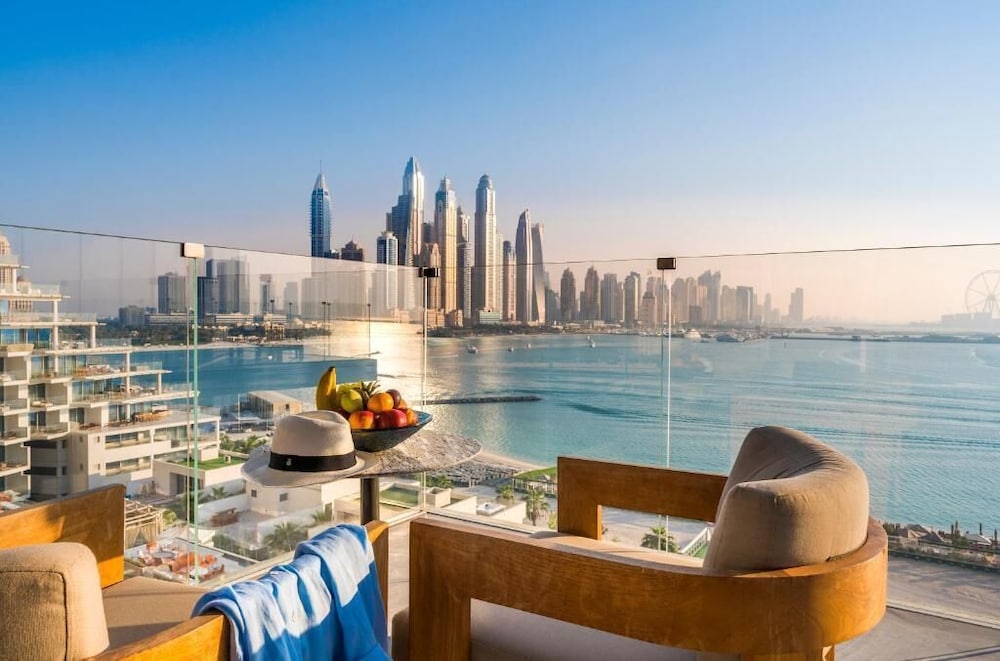 FIVE Palm Jumeirah Hotel 46/50