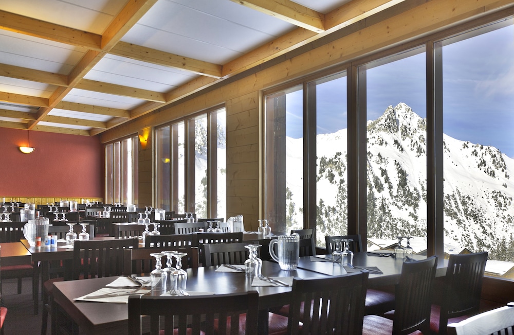 Hotel Club Mmv Les Melezes 38/50