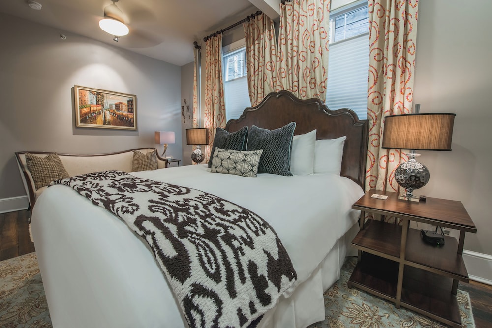 The Windsor Boutique Hotel 18/49