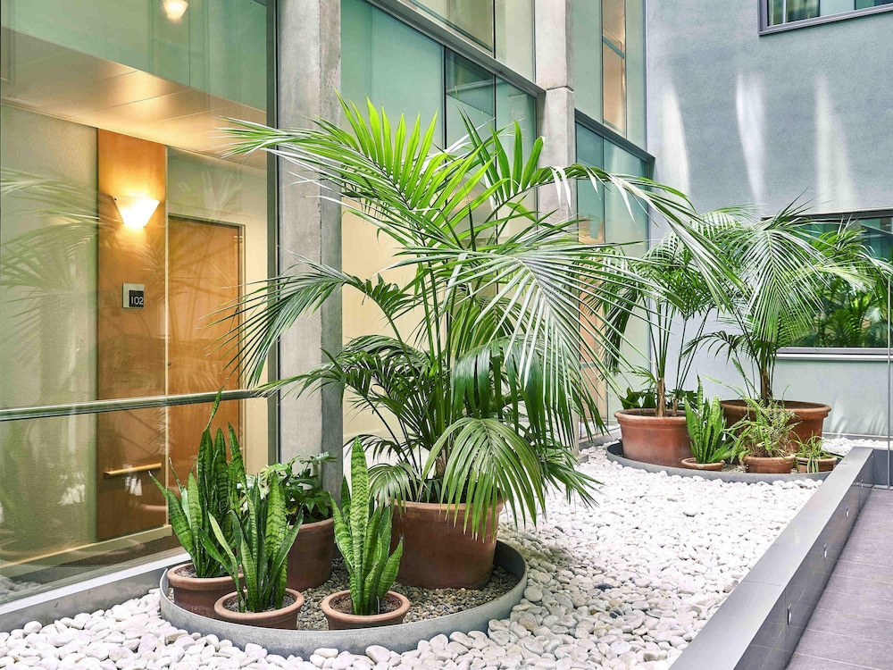 Ibis Barcelona Centro Sagrada Familia 66/70