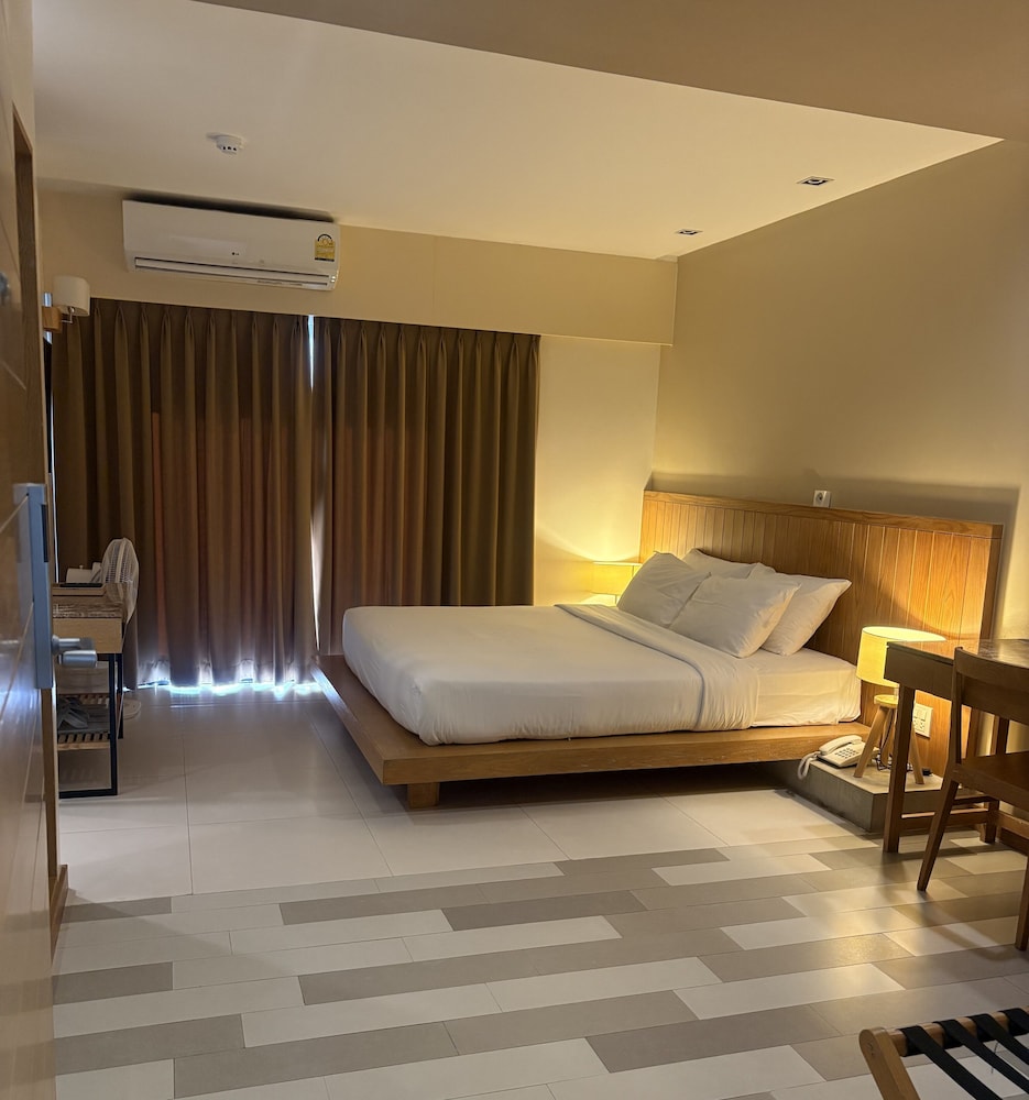 W14 Pattaya 17/58