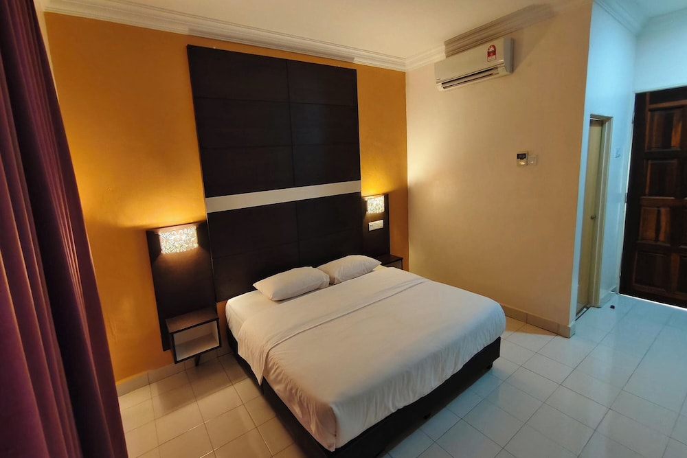 Casa Idaman Motel 9/50