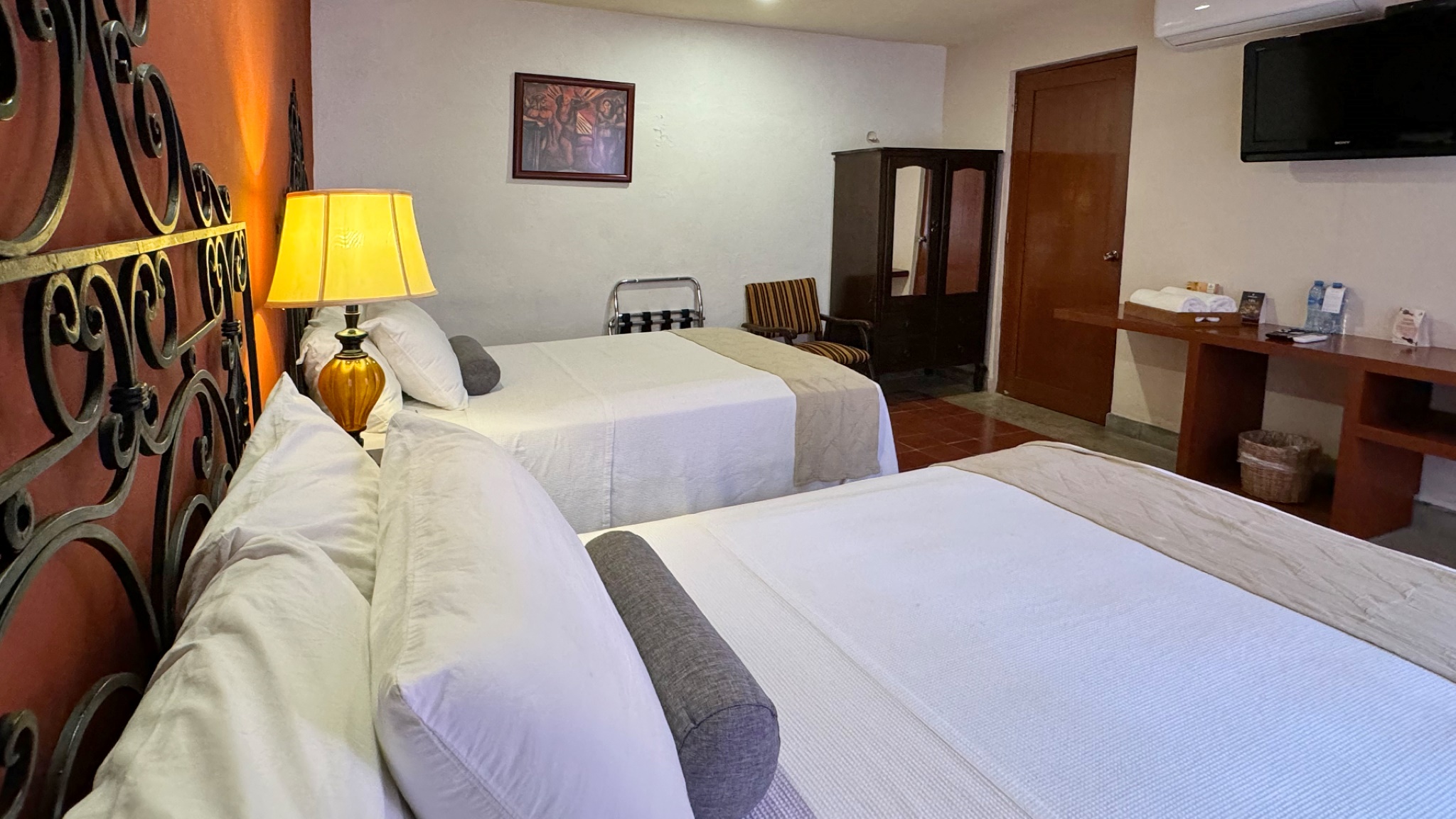 STANDAR TWO BEDS