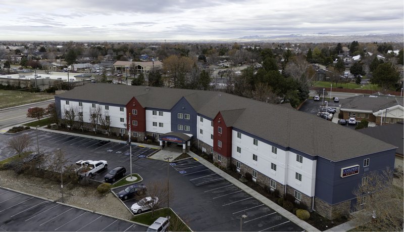 Candlewood Suites Boise Towne Square 3/47