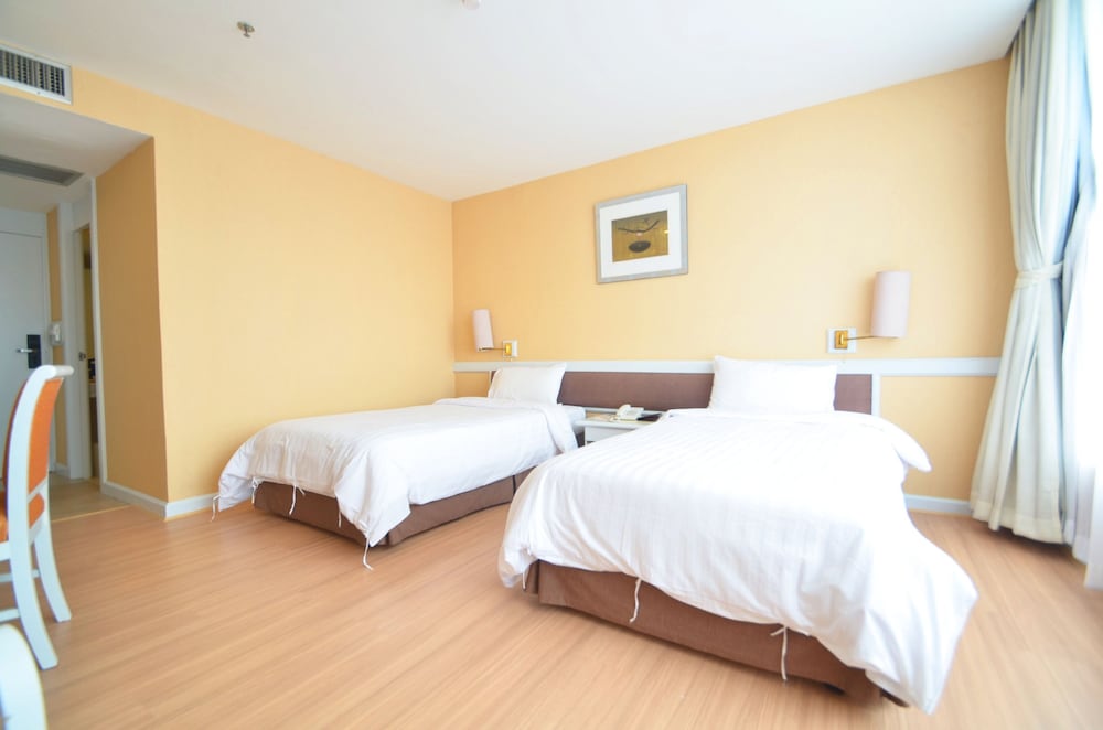 SUPERIOR, TWIN BEDS