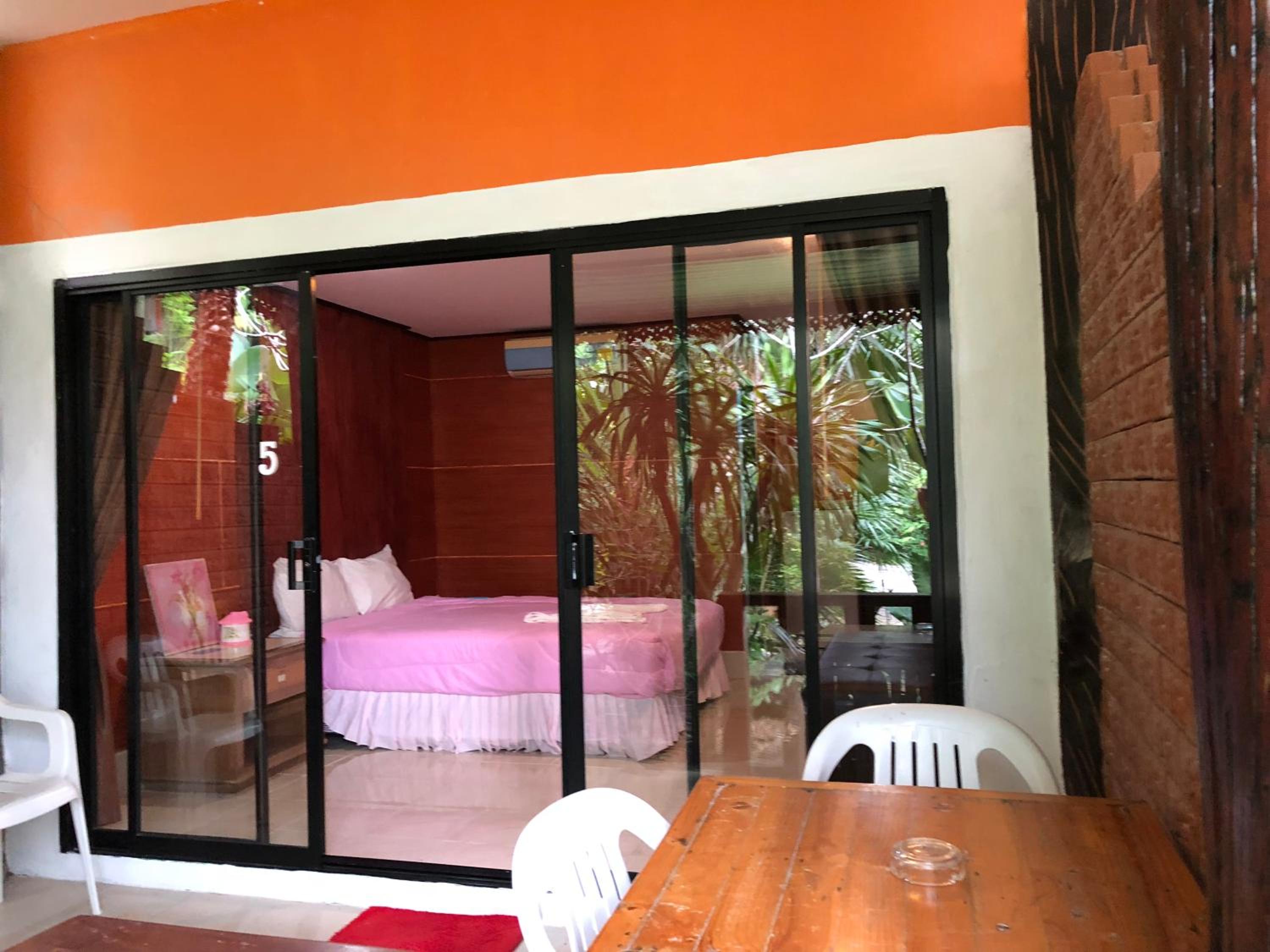 Ruan Mai Sang Ngam Resort 46/47