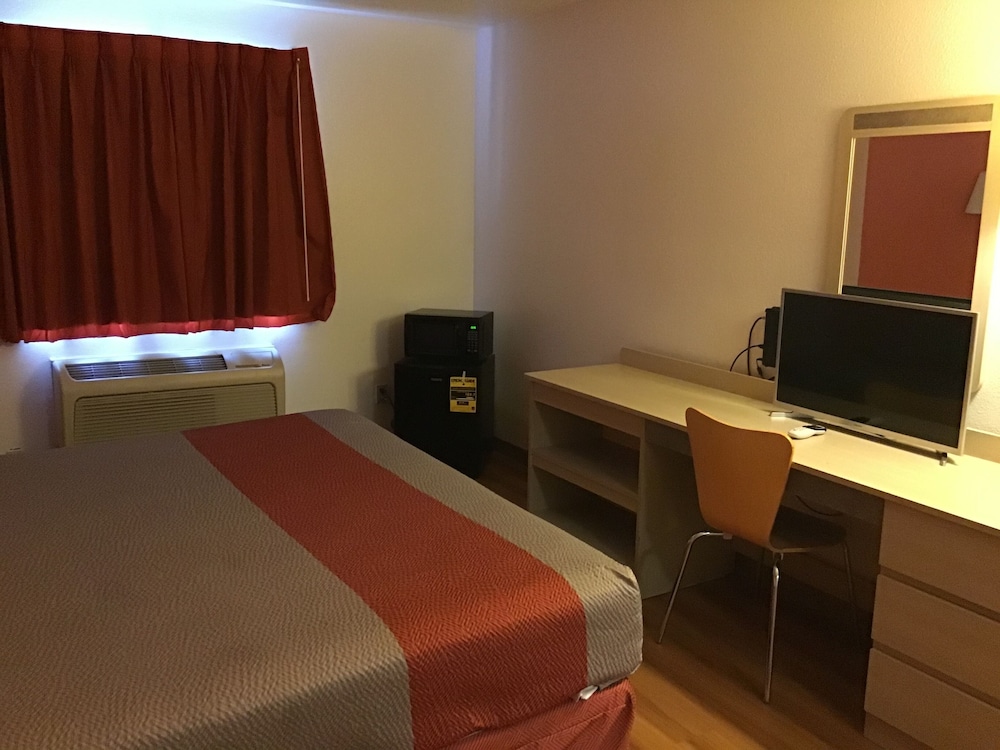 Motel6 Espanola, NM 31/48
