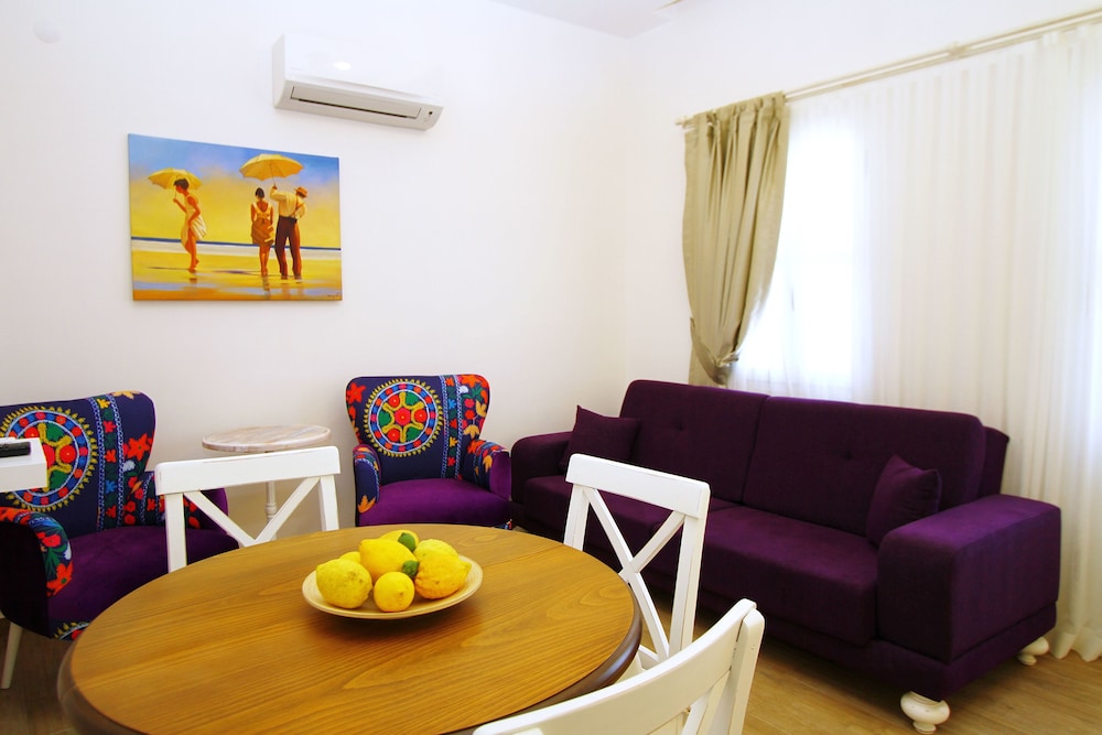 Cesme Kale Tas Apart 18/32