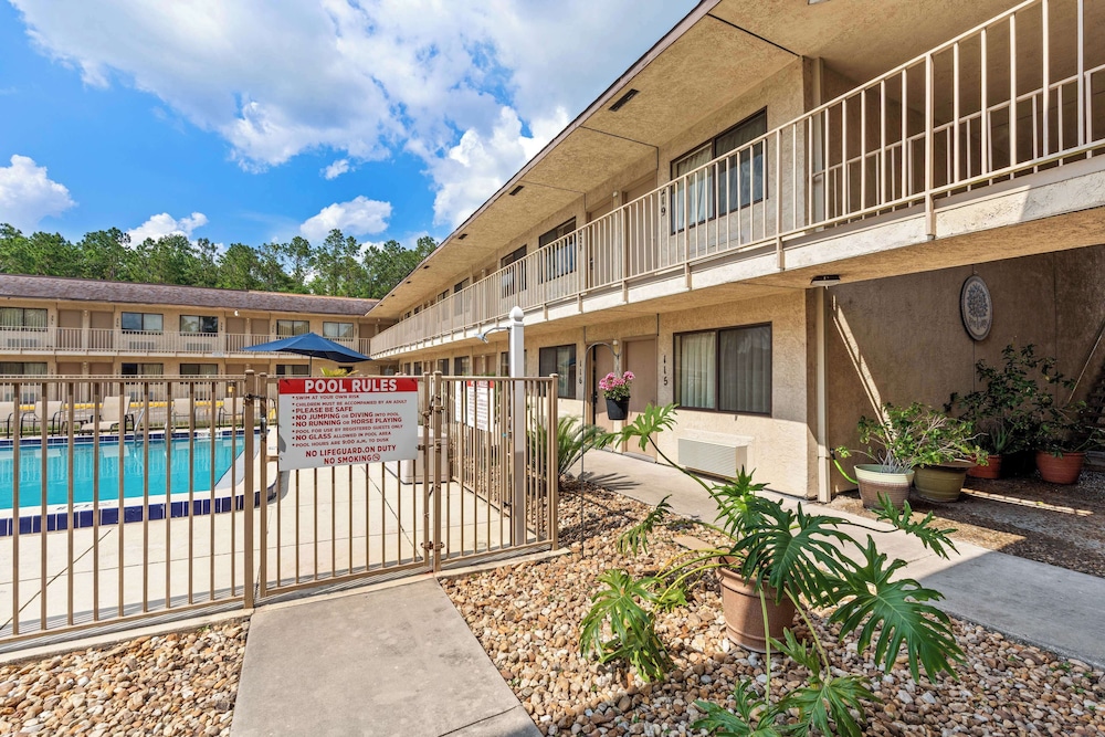 Americas Best Value Inn Lake City 3/45