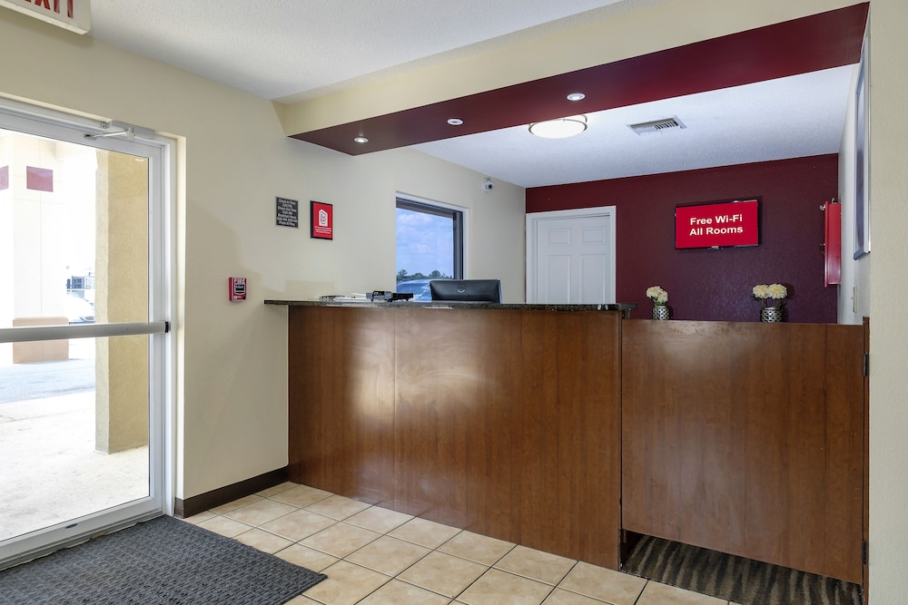 Red Roof Inn Defuniak Springs 5/45