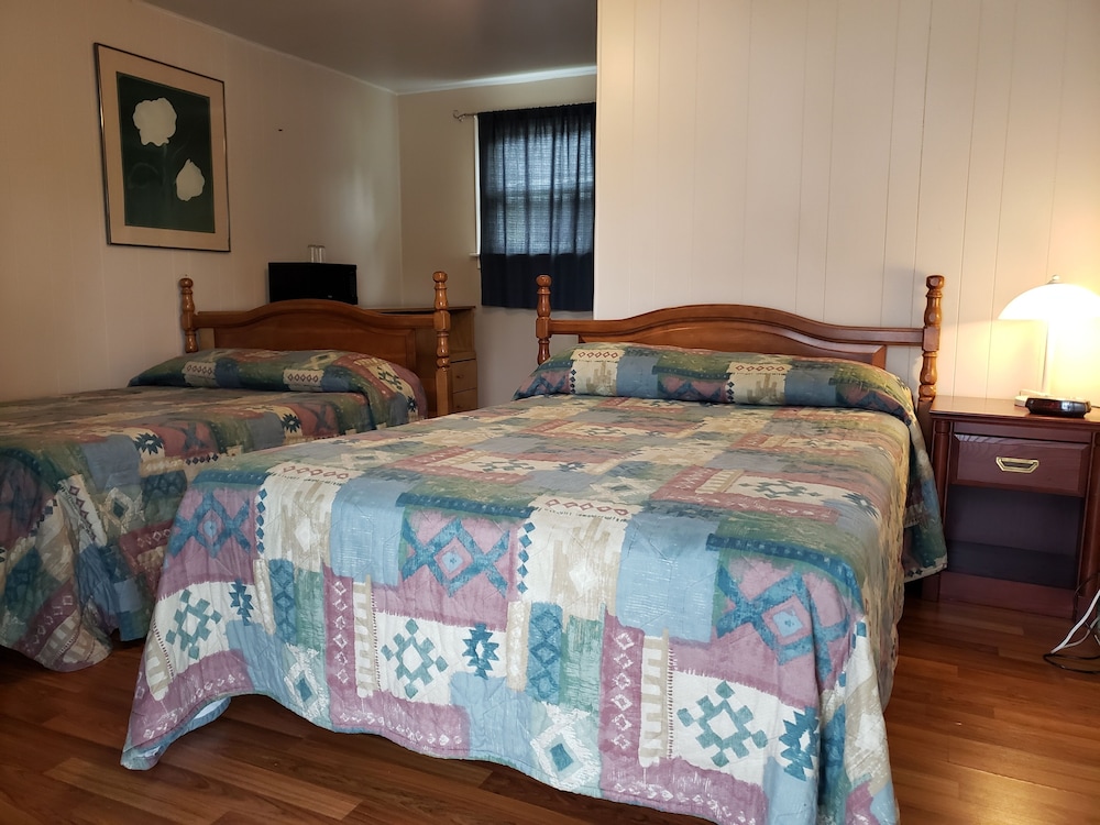 Regent Motel 15/50