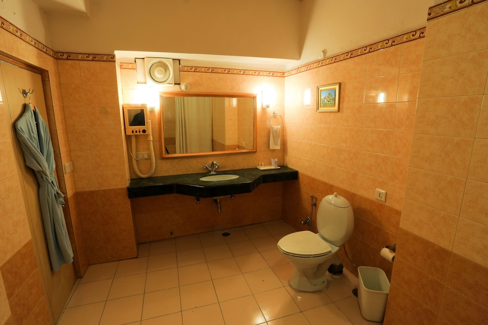 CLASSIC RESIDENCY 41/41