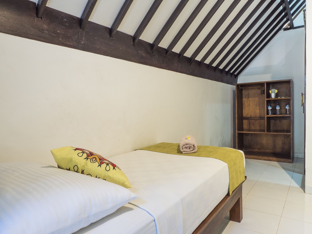 Gili Turtle Beach Resort 13/34