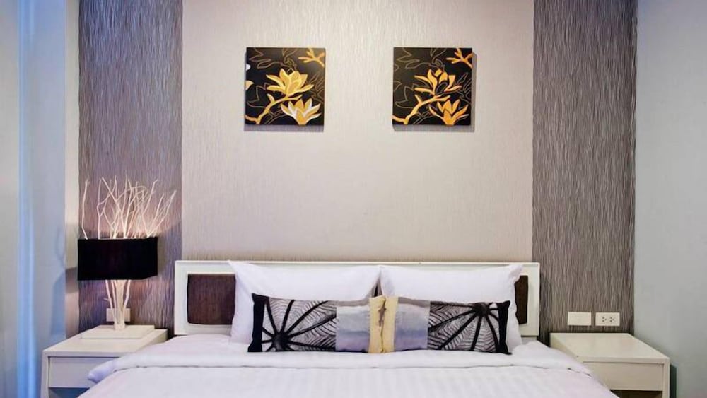 I Style Hua Hin Hotel 8/16