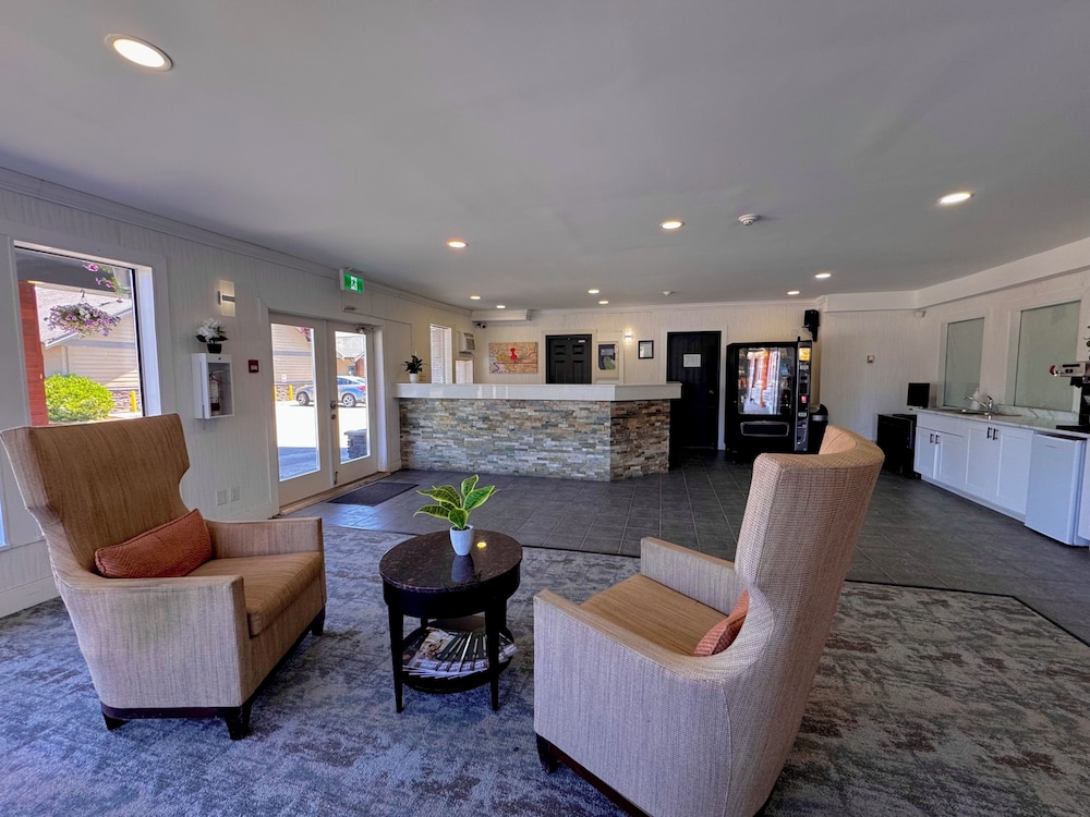 Alpine Inn Abbotsford 26/50