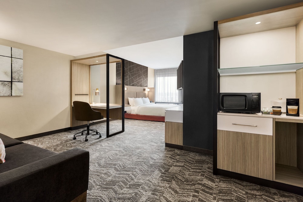SpringHill Suites Camp Hill 23/23