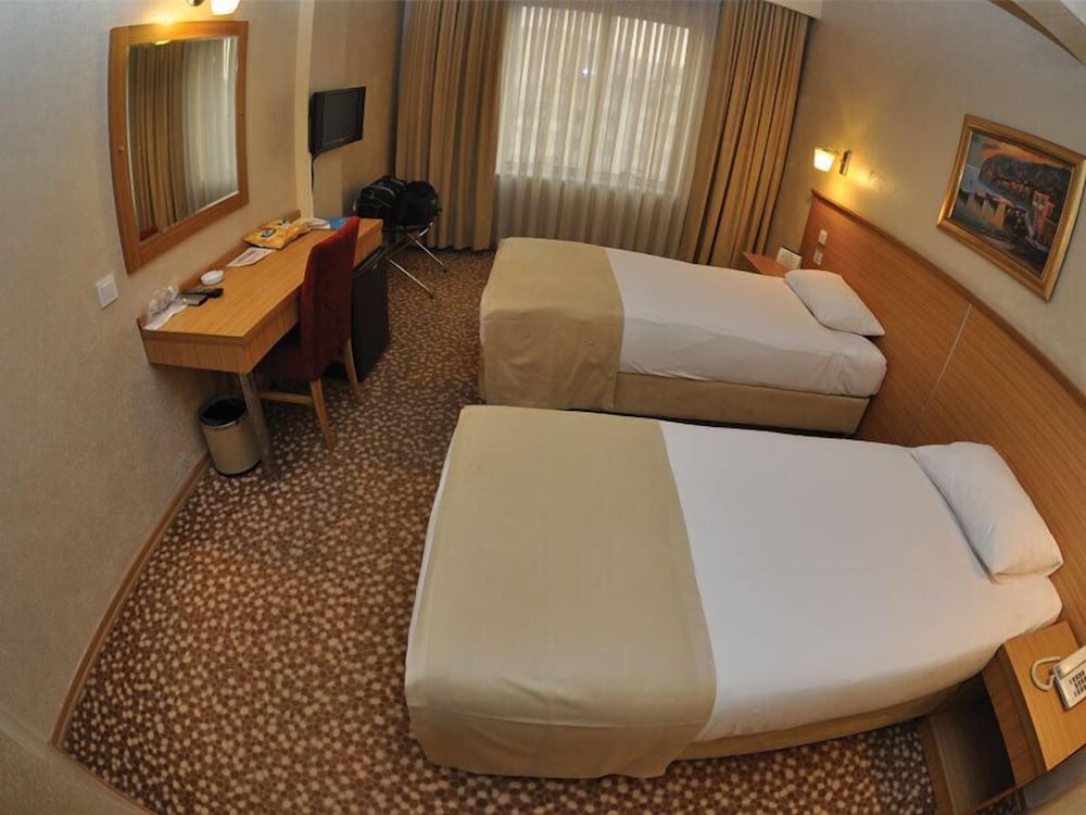 Sun Inn Hotel 4/17
