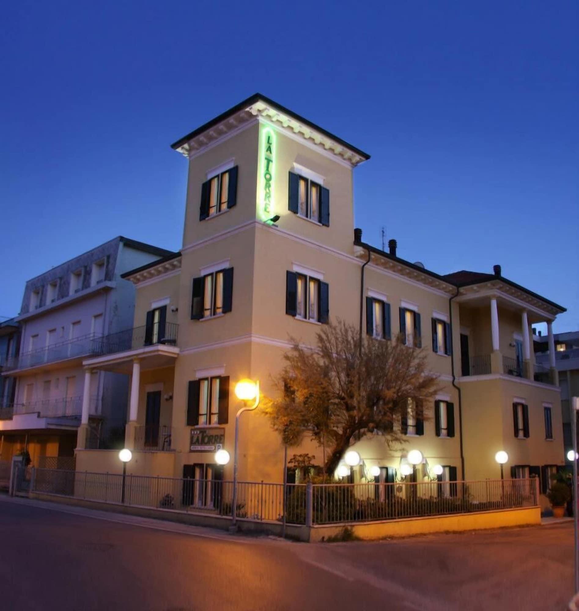 Hotel La Torre 1/26