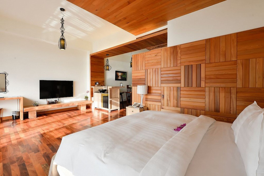 Bay Forest Boutique Hotel 19/72