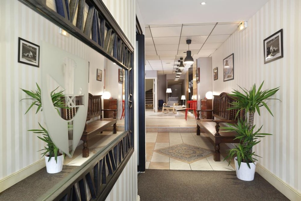 Inter Hotel Le Roncevaux 2/30