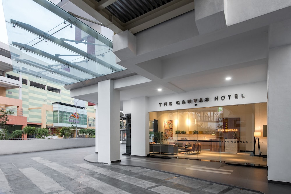 The Canvas Hotel 29/42