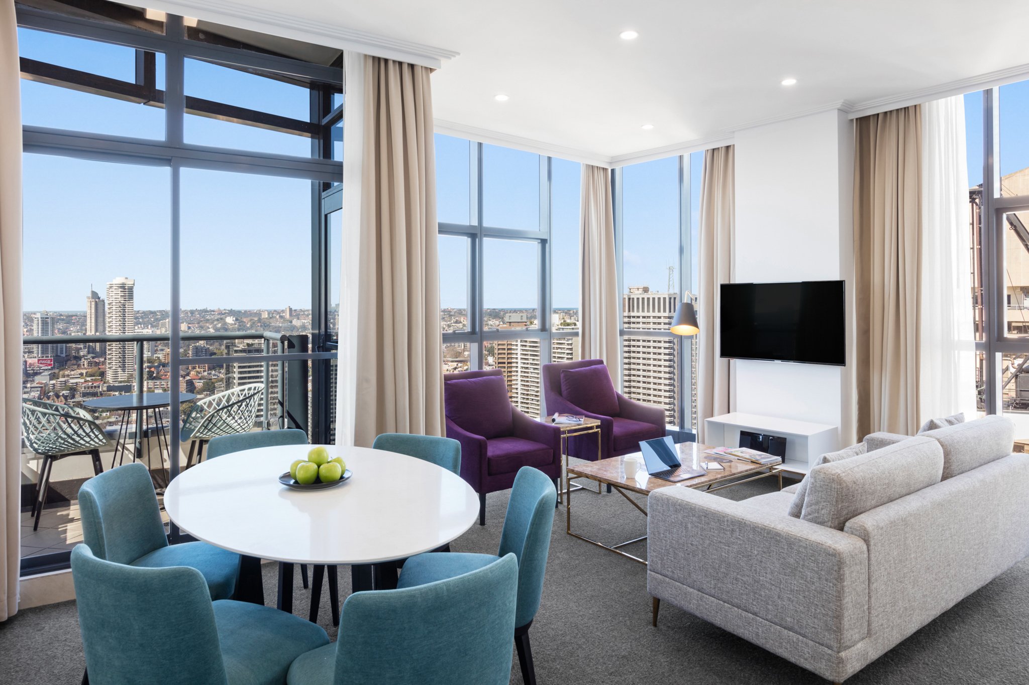 Meriton Suites Pitt Street 46/65
