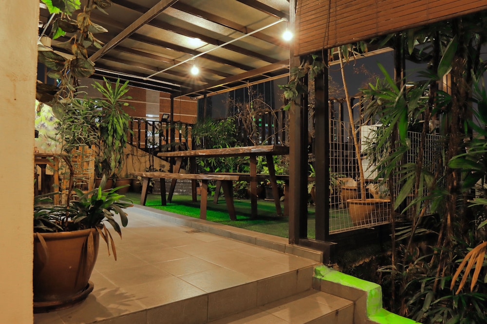 Rain Forest Hotel 40/51