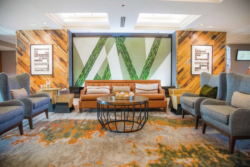 Embassy Suites By Hilton Lexington Green 33/52