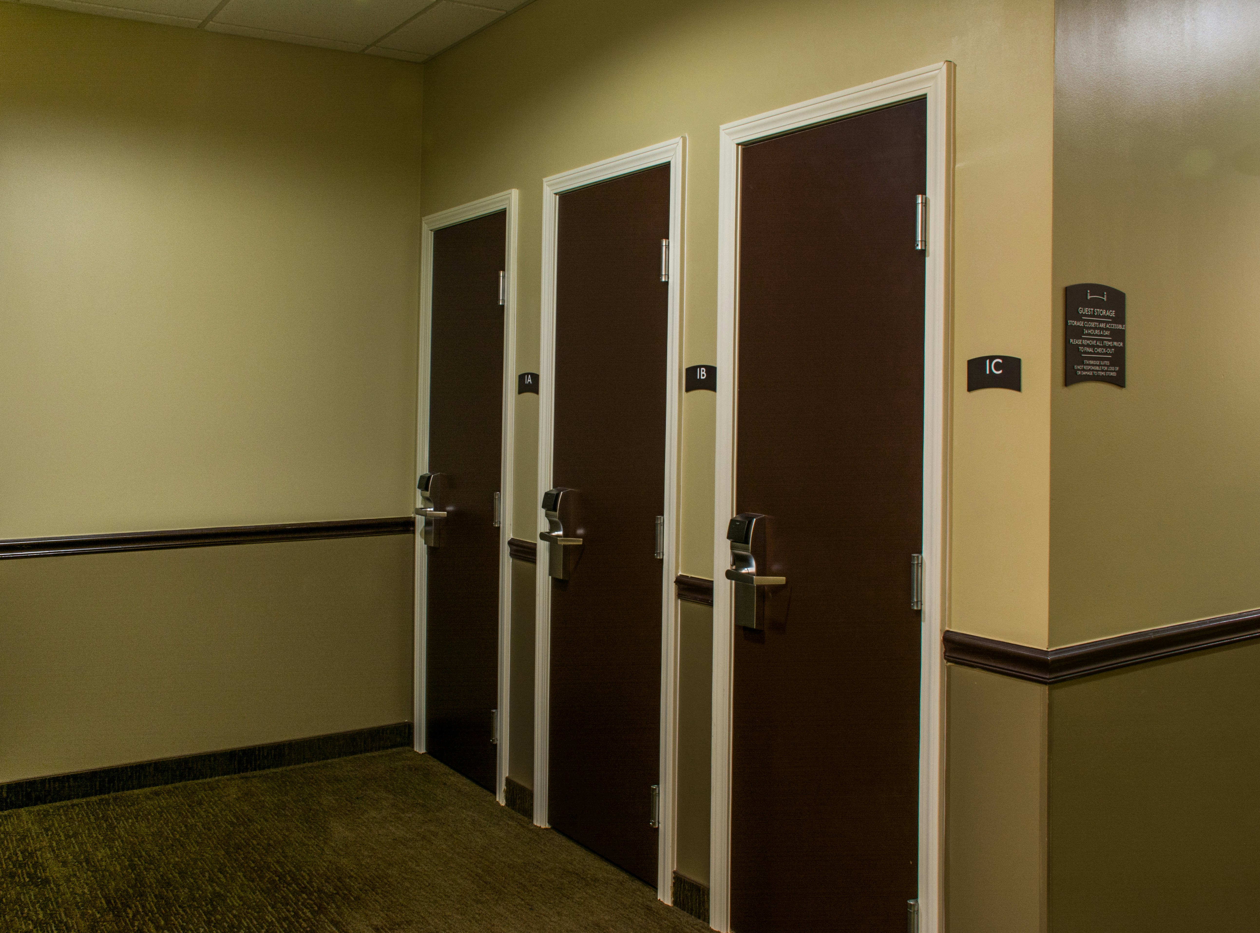 Staybridge Suites Schererville 17/55