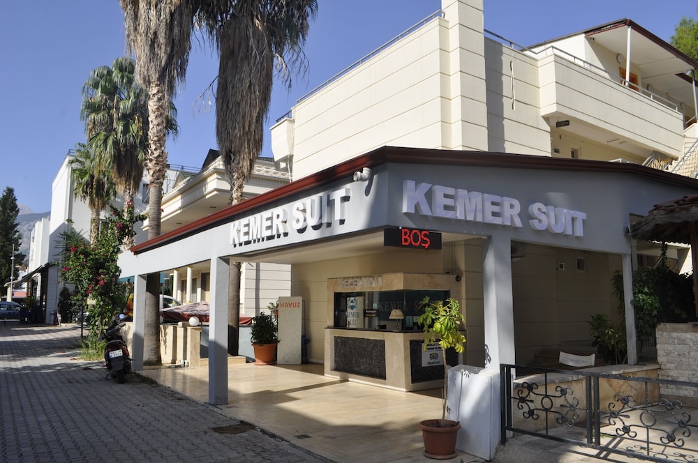 Kemer Suites 1/62