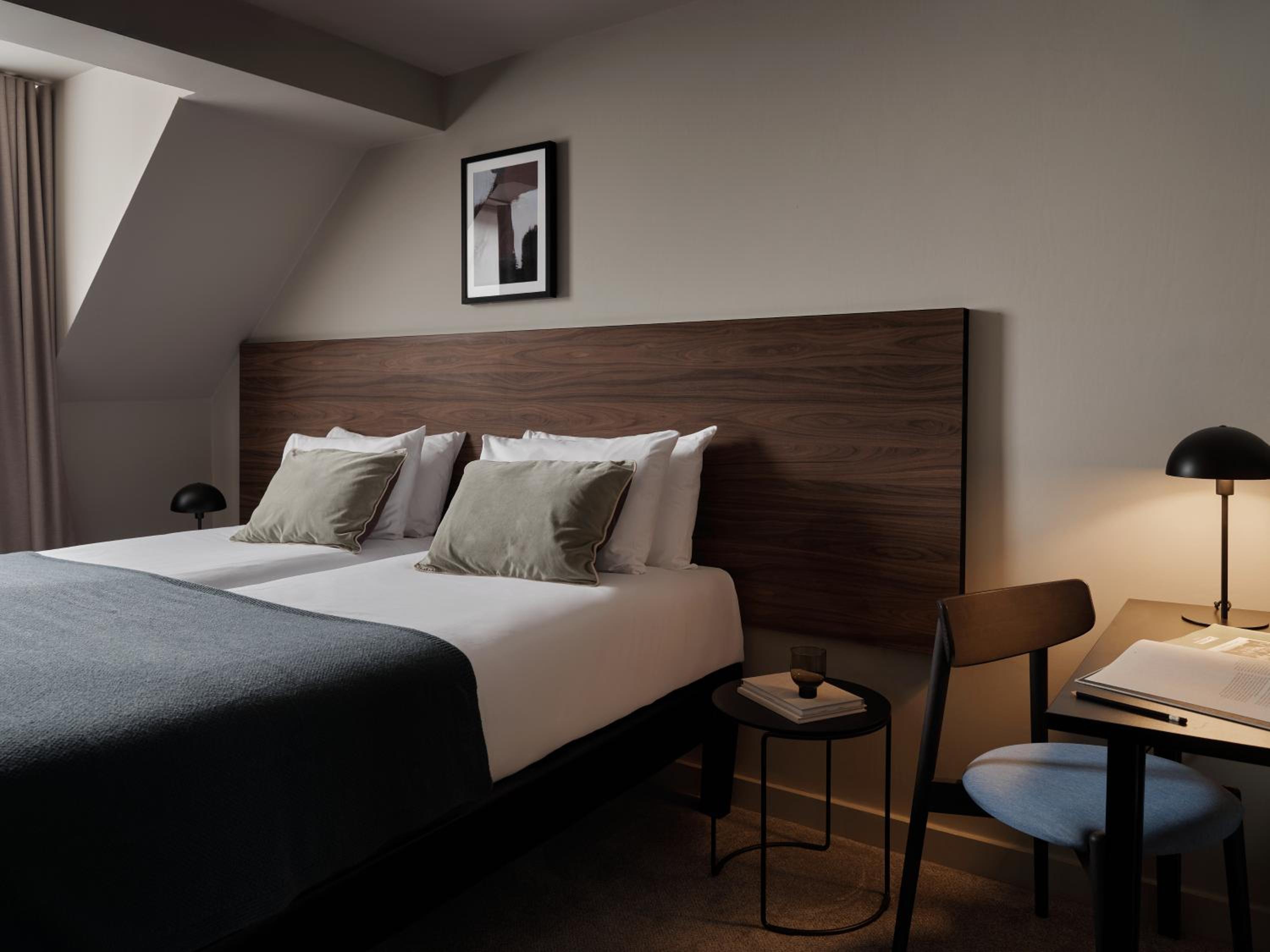 Compact, Twin Beds
