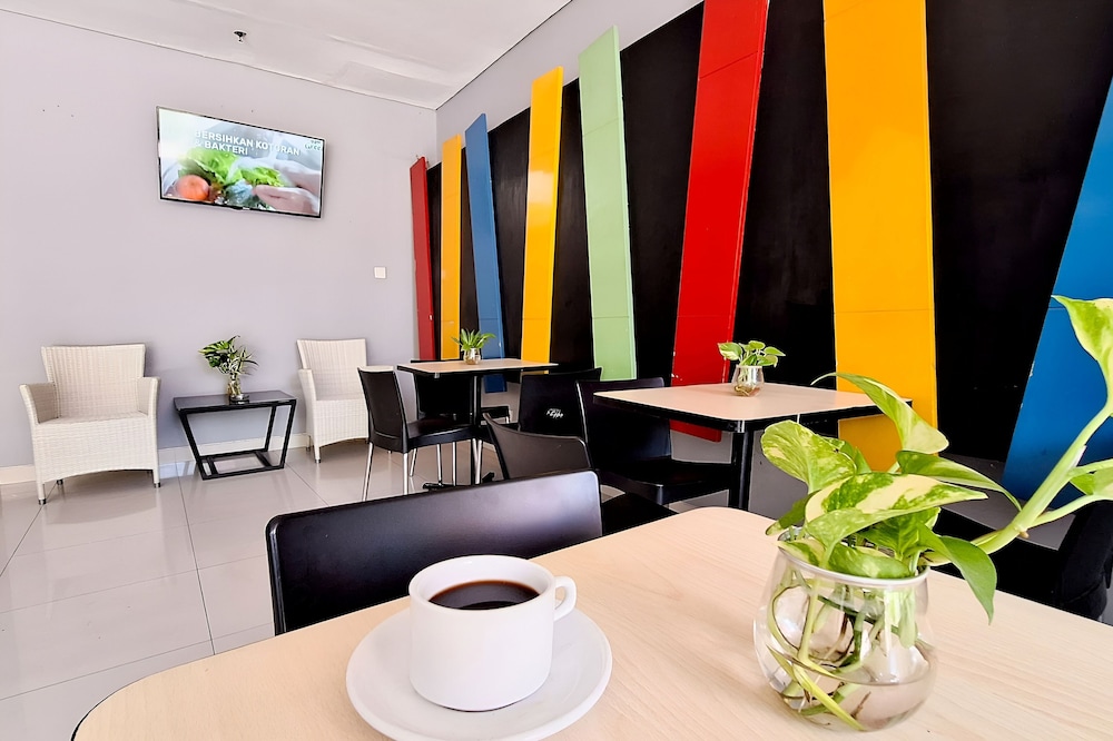 Amaris Hotel Panakkukang Makassar 28/30
