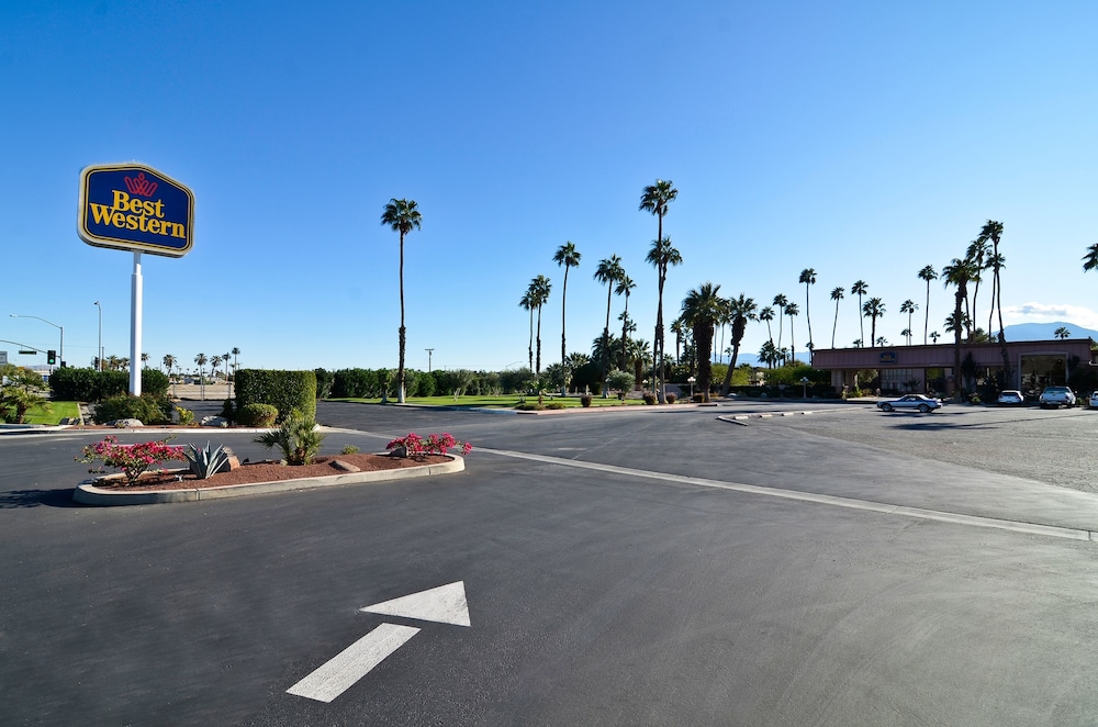 Best Western Date Tree Hotel 30/49