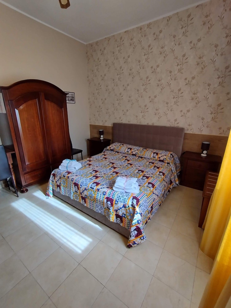 1 BEDROOM, COMFORT, QUADRUPLE