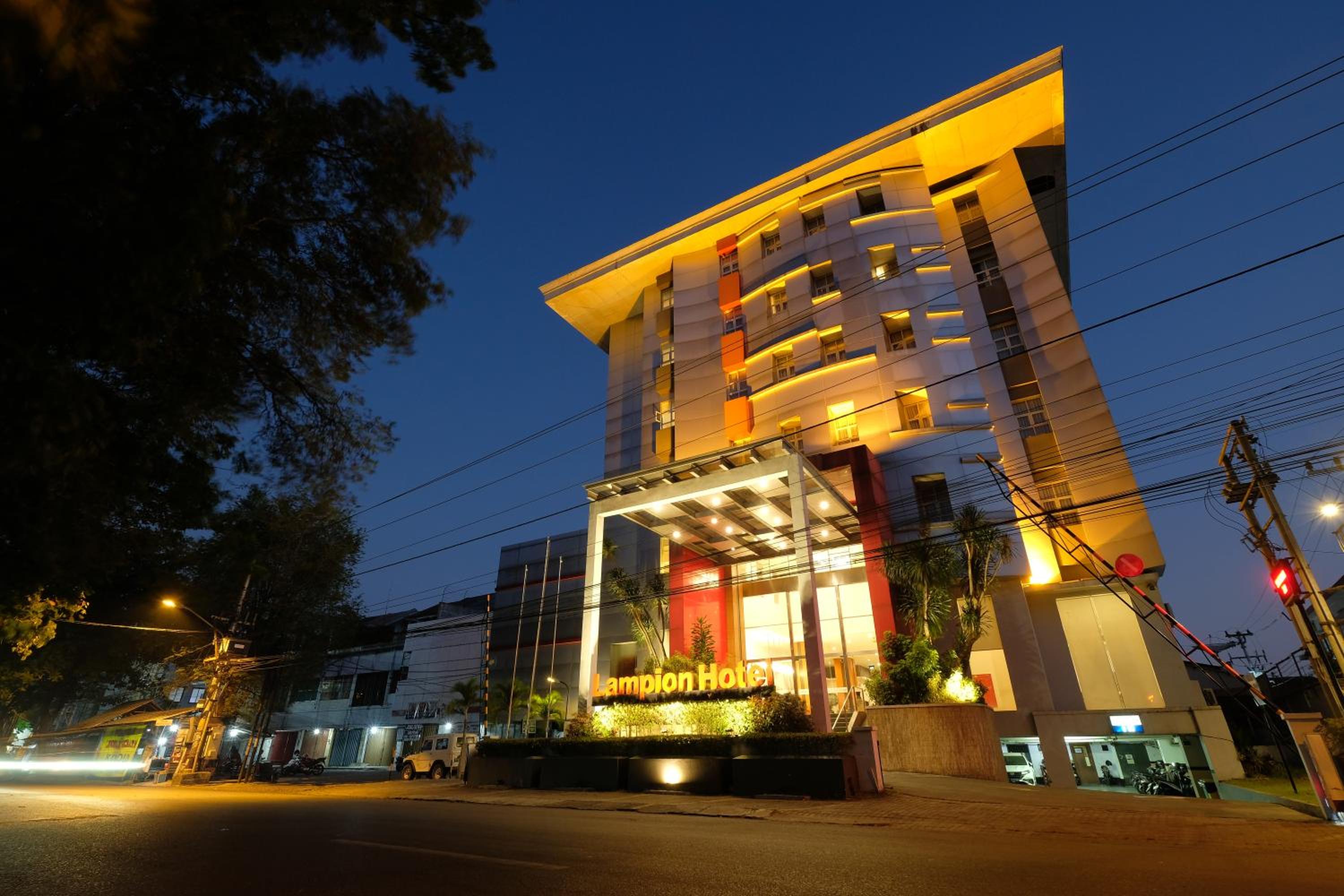 Lampion Hotel Solo 2/35