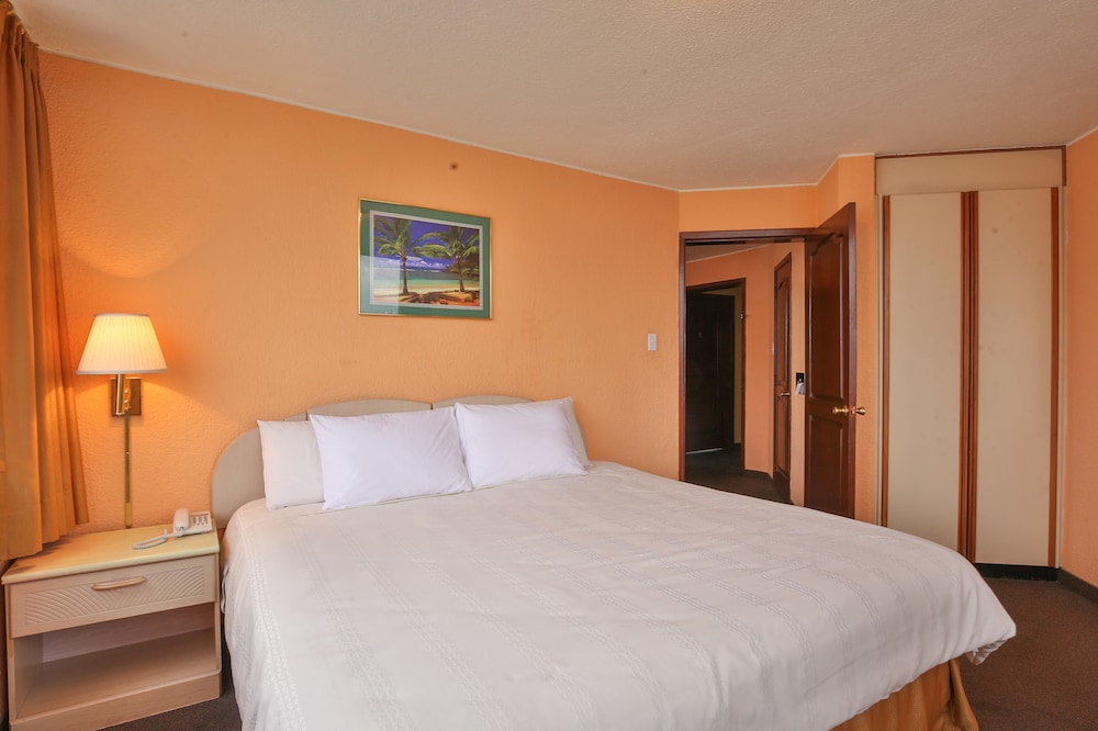 Stanford Suites 20/69