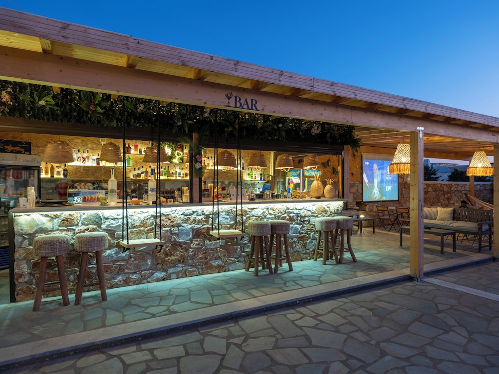 PAROSLAND HOTEL in PAROS
