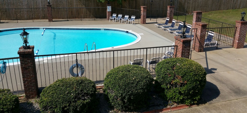 Americas Best Value Inn Suites Phenix City 3/21