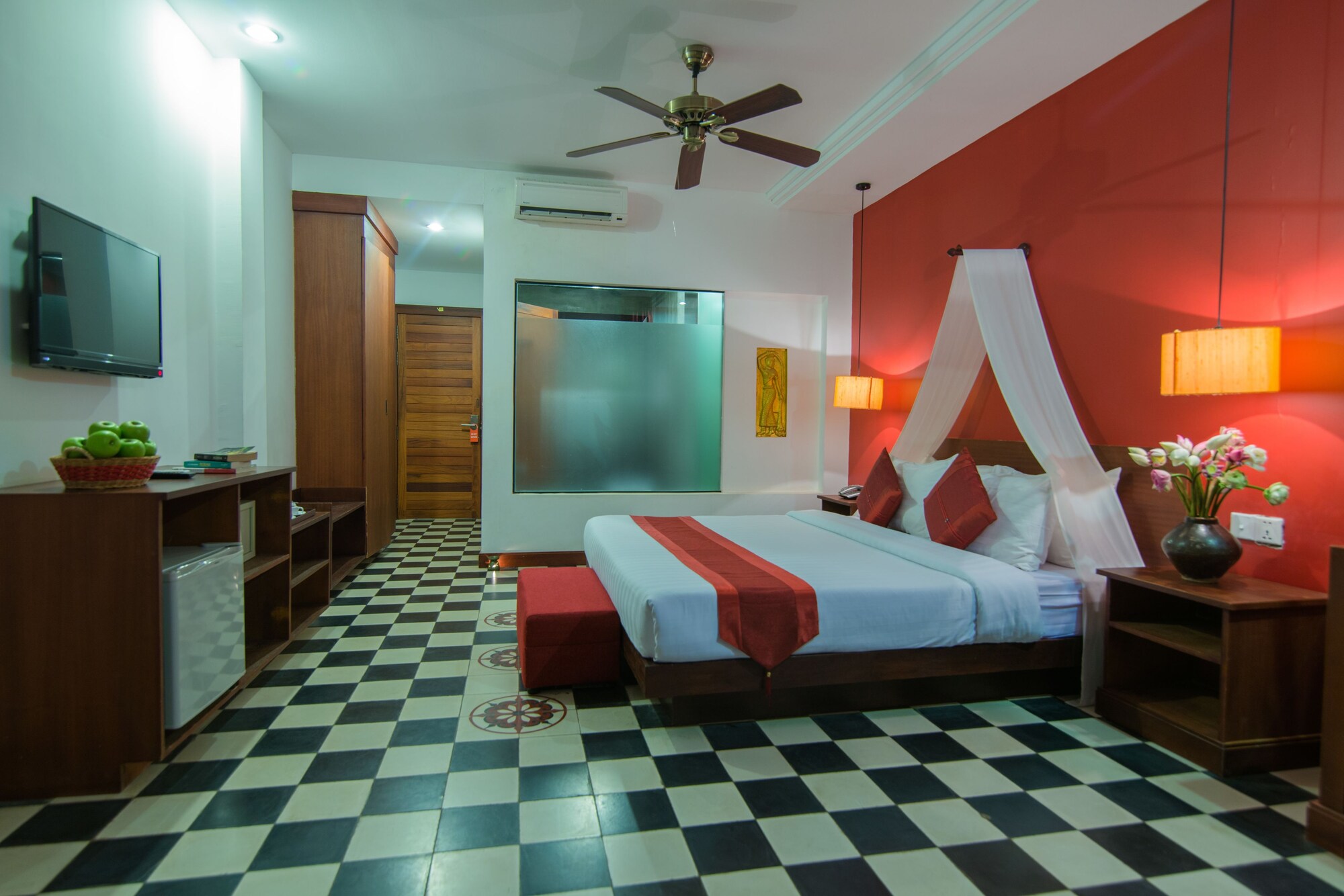 DELUXE, DOUBLE BED, BALCONY