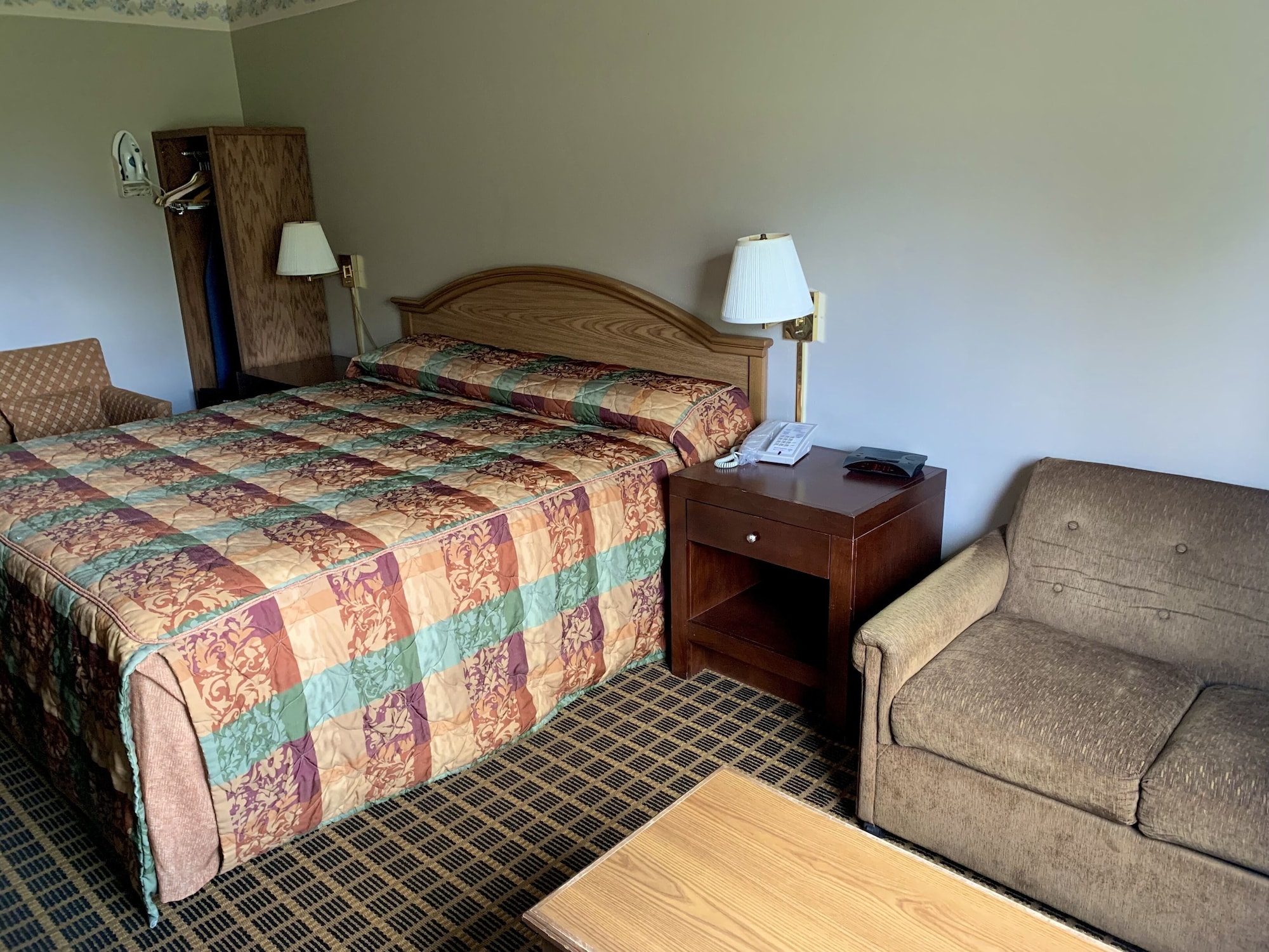 Deluxe, King Bed, Sofa