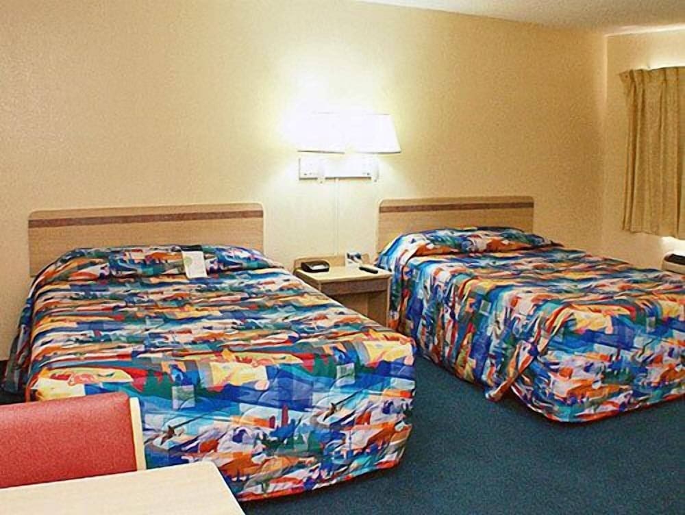 Motel6 Seymour, IN - North 41/51