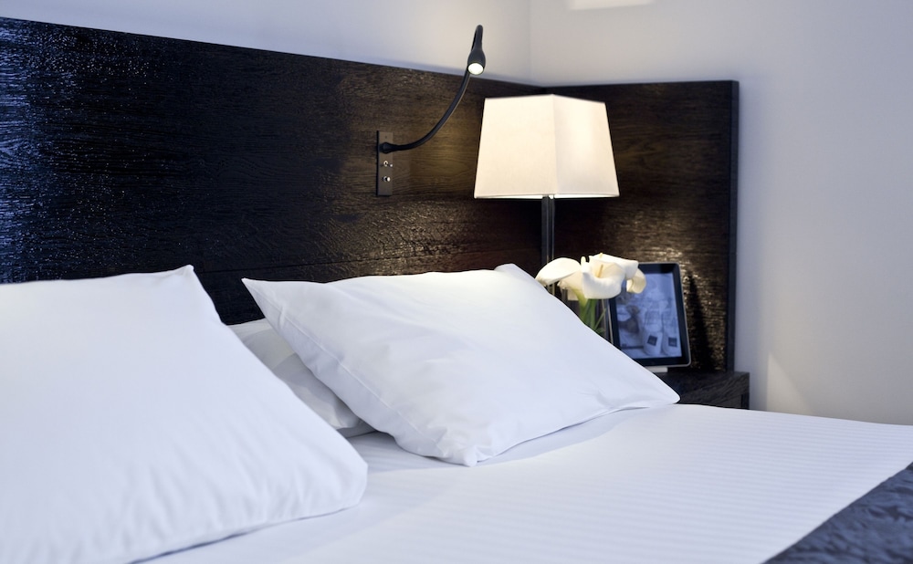 Hotel Montalembert 18/62