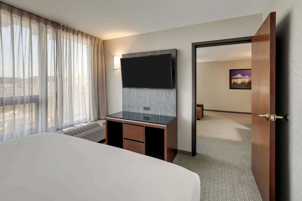 Drury Inn & Suites Cape Girardeau 15/50