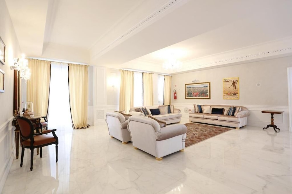 Hotel Tesoretto 27/37