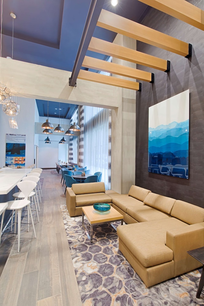Hyatt Place Long Island City/New York City 34/67