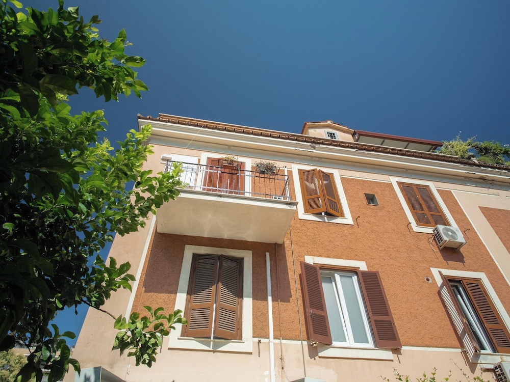 St John Villa B B 1/49